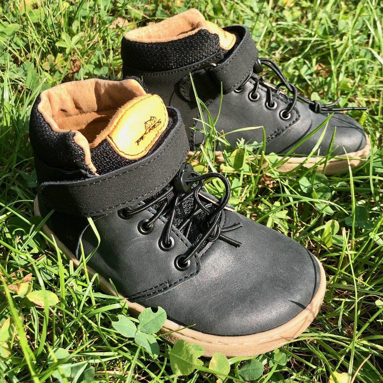 Pegres BF56 černá vel.35