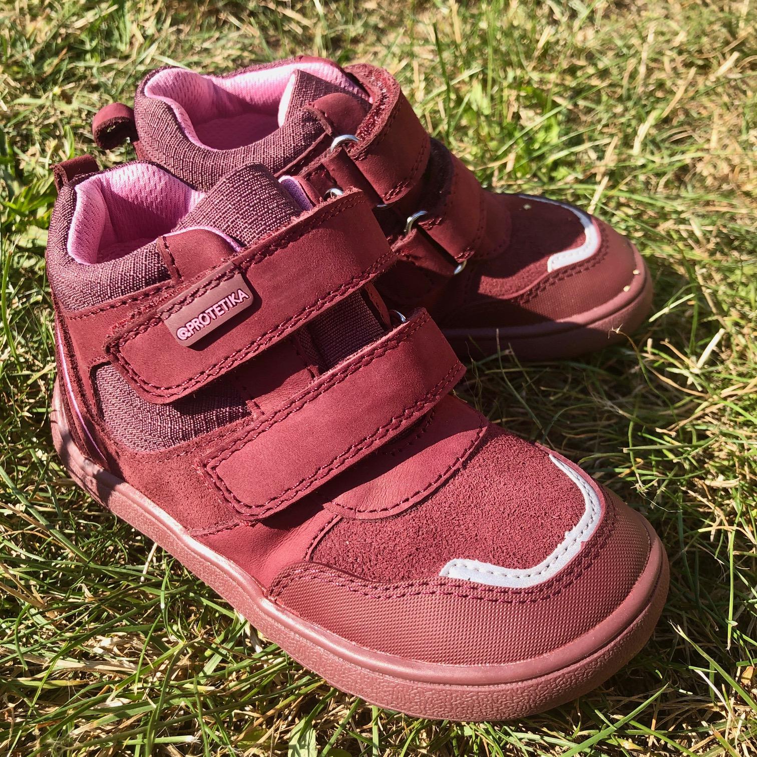 Protetika BANET bordo vel.35